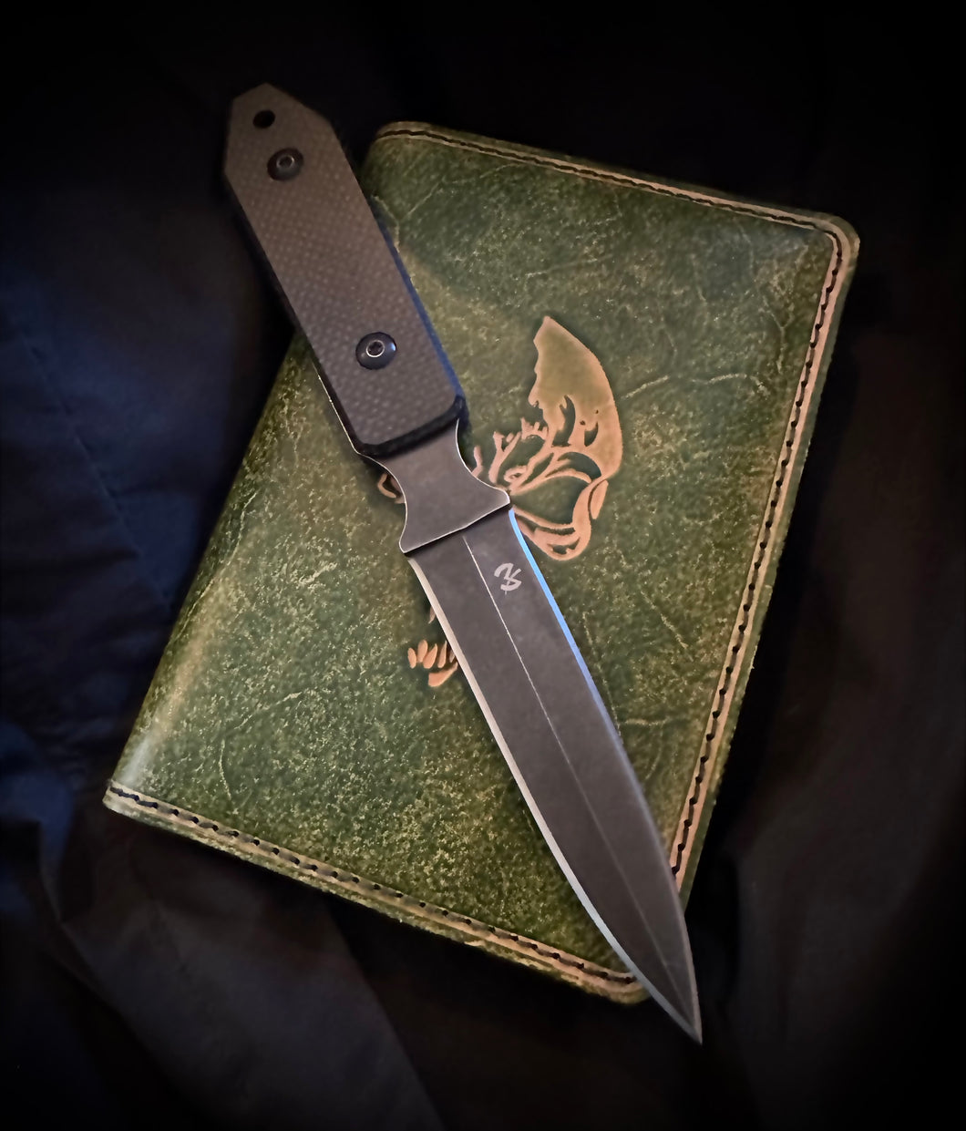 STINGER DAGGER WITH G10 SCALES